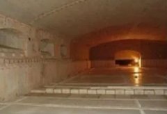 玻璃熔窑池底用锆刚玉砖损蓝冠品牌毁的原因分析及应对措施